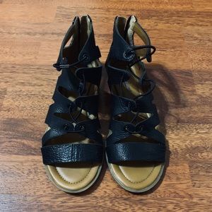 Lucky Brand Sandals